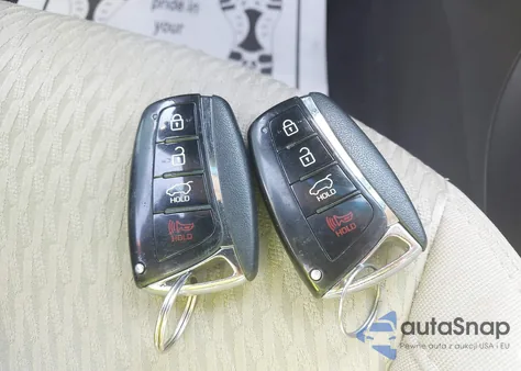 2018 Hyundai Santa Fe Sport 2.4L из США, поврежденный, VIN 5NMZU3LB0JH074448